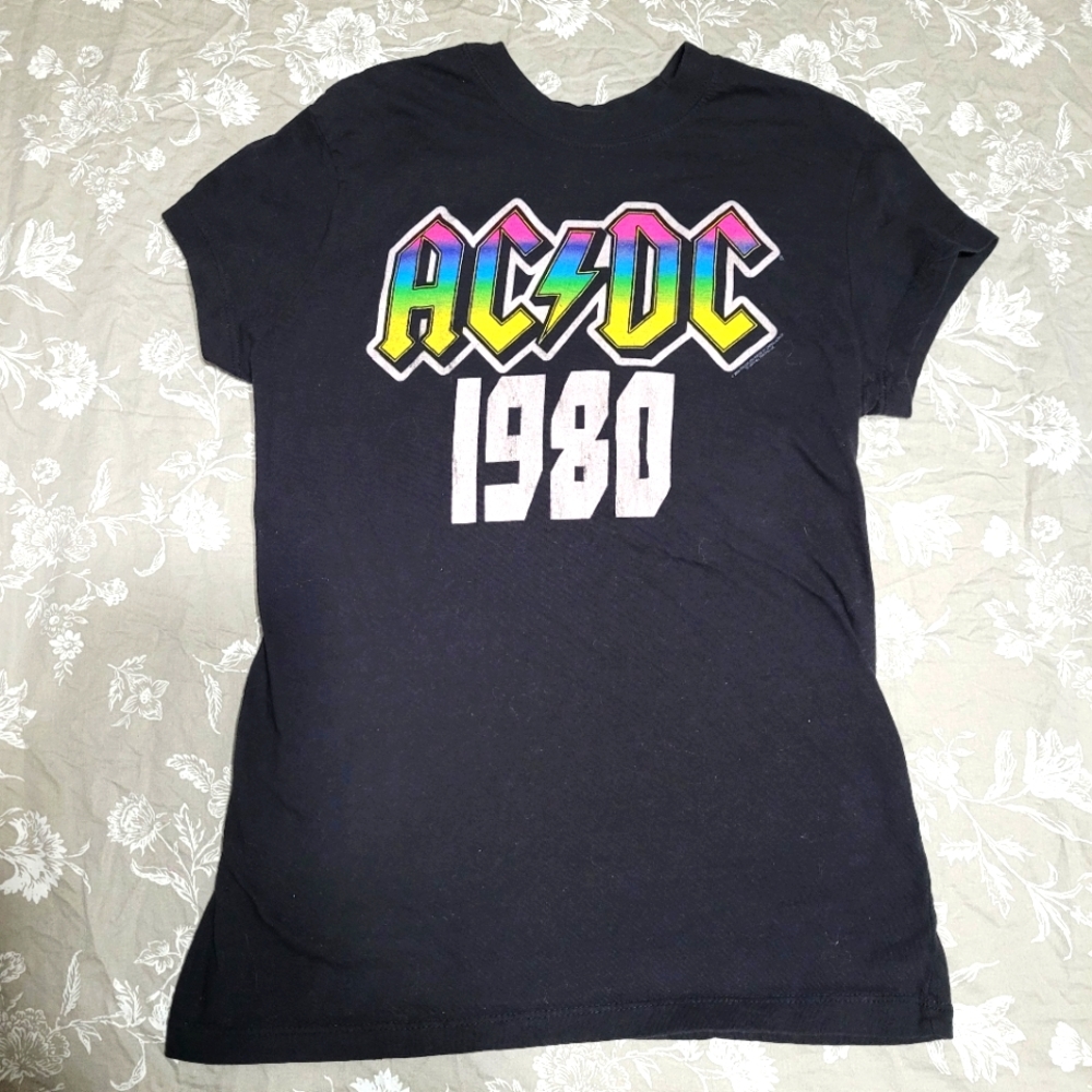 T-shirt ACDC 1980. Rockware XL. Black with neon/gray.